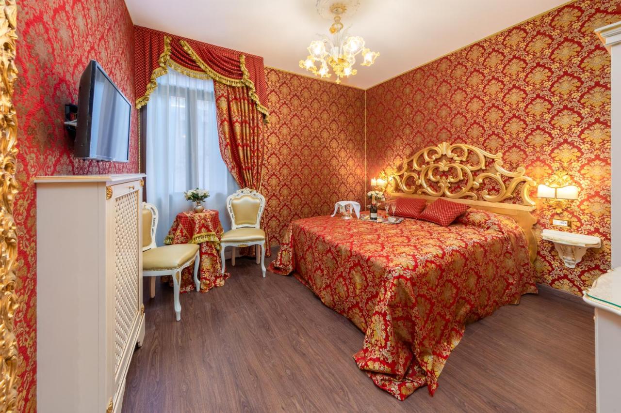 La Veneziana Boutique Pensión Venecia